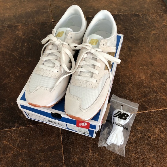 new balance 620 white and gold